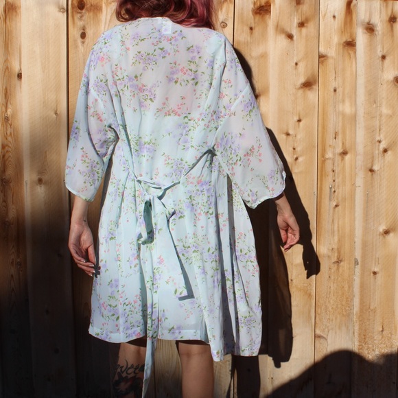 Vintage Floral 2 Piece Slip Dress π + Sheer Robe - Picture 16 of 16
